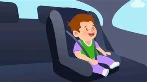 假期交通安全提示：不满12岁孩子不要坐副驾驶座位_手机新浪网