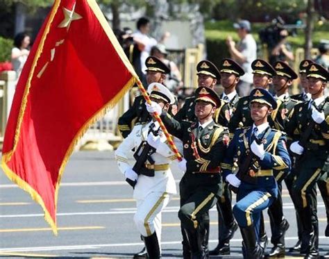 新中国成立70周年阅兵式受阅部队开始热身_吉林频道_凤凰网