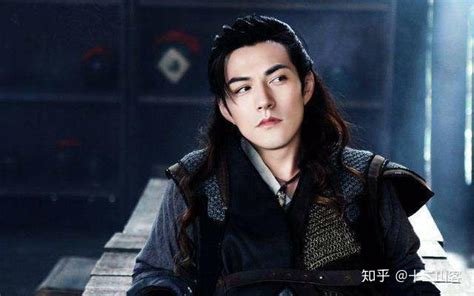 严屹宽.古装图片
