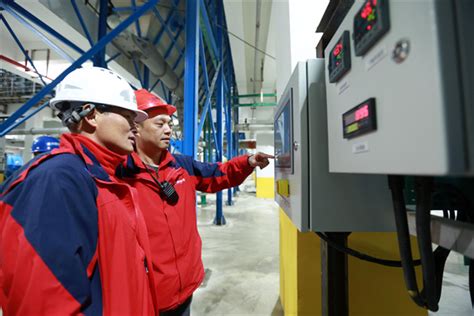 黔南州：建设新能源工业园区 打造高质量发展新引擎-新华网