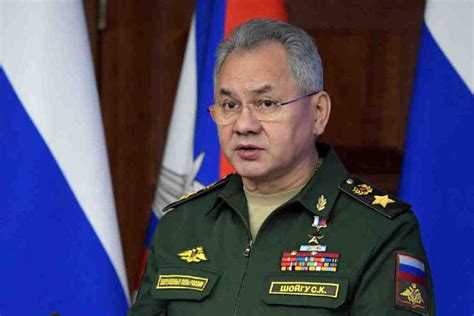 俄罗斯防长：俄将在西部军区组建约20个新兵团和部队应对北约_凤凰网