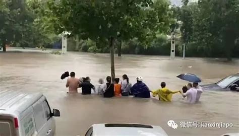 郑州暴雨已致12人死亡，出动解放军救援，自救指南得知道！
