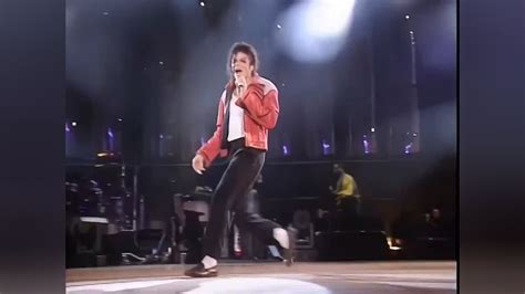 迈克尔杰克逊 危险演唱会，现场人山人海_腾讯视频
