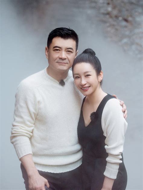 与闫妮离婚19年的邹伟再婚生子获幸福，但她情路坎坷至今未婚 | 人物集