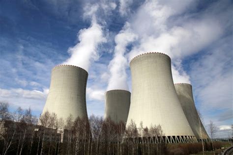 项目动态｜三门核电4号机组核岛首个大型模块吊装就位 - 能源界