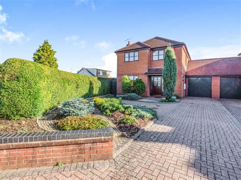 4 bed link-detached house for sale in Cornmeadow Lane, Worcester WR3 ...