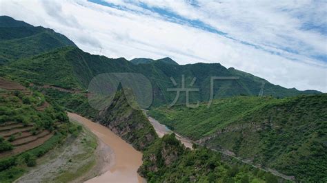 甘肃成县：守护好西秦岭南麓的青山绿水-人民图片网