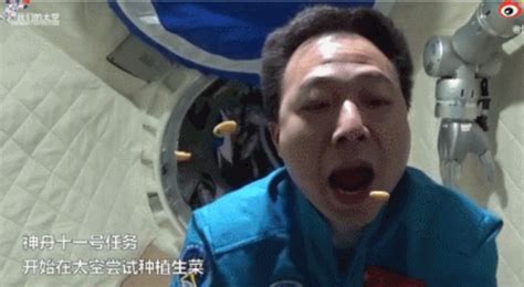 航天员在太空吃啥？“太空外卖” 川菜火出圈了