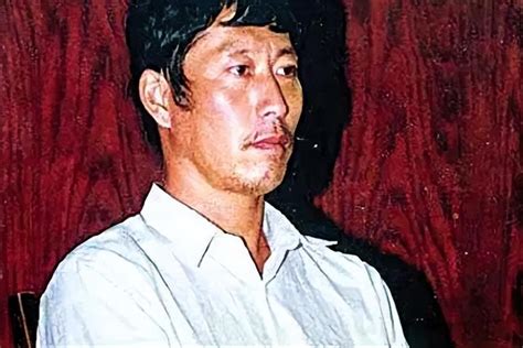 冷血悍匪王立华，12岁逼父母离婚，27岁绑架吴若甫，临死说13字！
