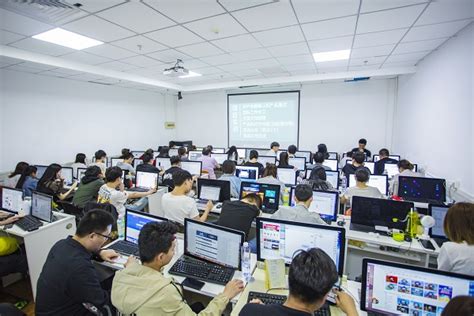 居家线上教学首日 “广州共享课堂”浏览量超3561万人次