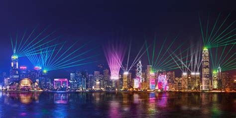 香港市民倒计时迎接2020 幻影灯光秀照亮维港_凤凰网视频_凤凰网