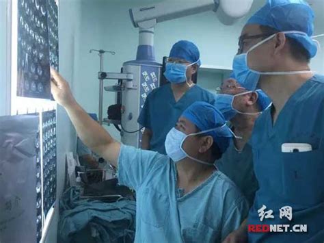 湖南2岁儿童20楼坠落第7天 省人民医院全力救治中 - 今日关注 - 湖南在线 - 华声在线