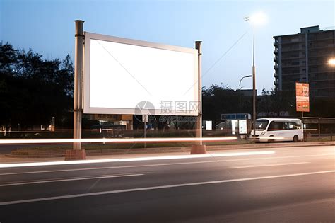 路边的广告牌高清图片下载_红动中国