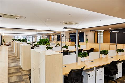 办公室装修—中大型办公室设计案例效果图_