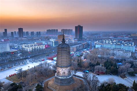 辽宁省抚顺市80年代之前是大陆最早的特大城市之一