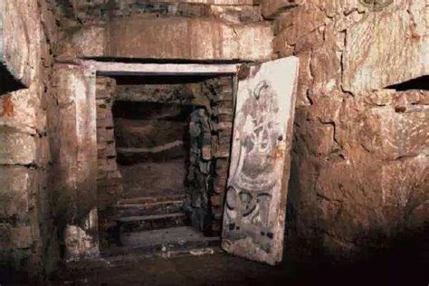 中山大学13座古墓藏着哪些秘密，为何频频发现古墓？|界面新闻