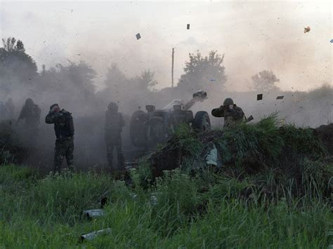 乌克兰军方计划10月20日开始落实顿巴斯撤出武器第二阶段 - 2015年10月7日, 俄罗斯卫星通讯社
