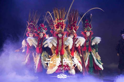 画面太美了！杨丽萍大剧院揭幕暨音乐剧《阿鹏找金花》在大理首演