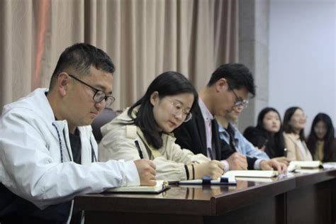 上海大学新闻传播学院辅导员在上海高校辅导员素质能力大赛喜获佳绩 -上海大学新闻传播学院