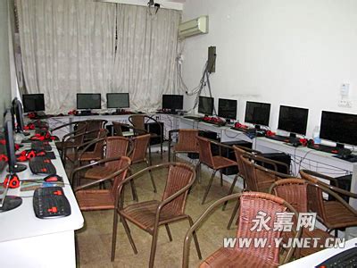 中国历史上第一家网吧叫什么？1小时40元怎么玩得起？__财经头条