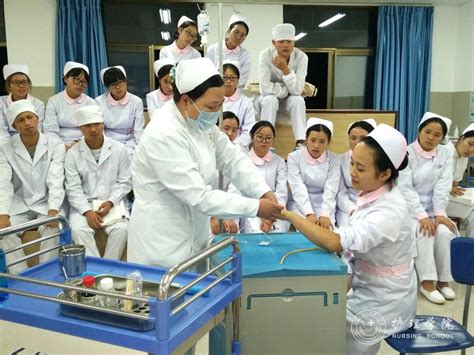 贵州医科大学护理技能协会举办“护理技能操作观摩”活动-贵州医科大学护理学院