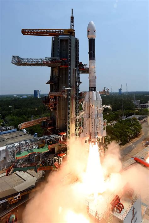 印度成功发射该国首颗第2代本土导航卫星_澎湃号·媒体_澎湃新闻-The Paper