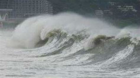 台风“天鸽”横扫澳门狂风骤雨 致8人死亡153人受伤_凤凰网视频_凤凰网