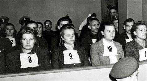 纳粹美女看守被绞死前，留下一句西方名言