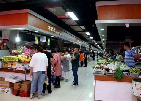 城东市场推出全区首家“平价菜摊”--姜堰日报