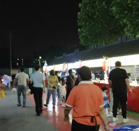 邢台123：小吃街真是开哪儿哪火爆，开元广场这边人也不少啊