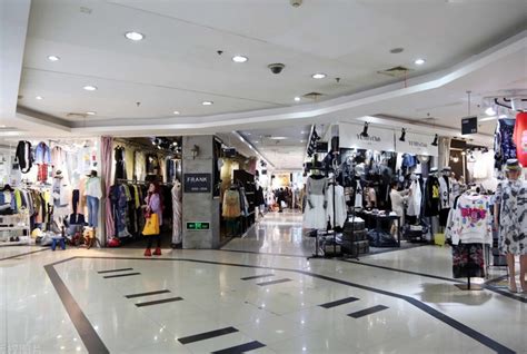 广州最大的服装批发市场在哪里（广州十大服装批发市场） - 拼客号
