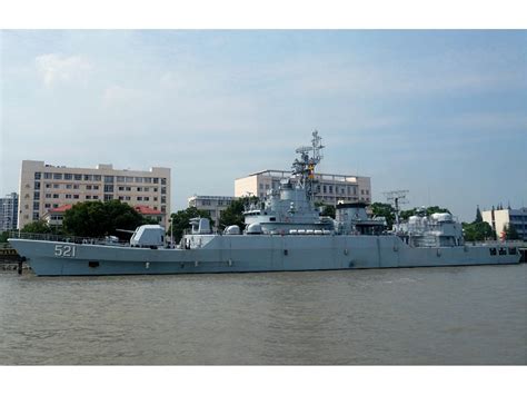 中国海军054A导弹护卫舰 明星军舰岳阳号高清图 外形战力不俗
