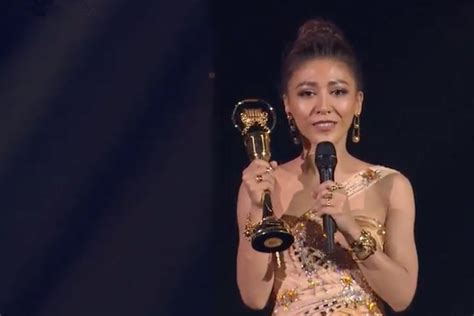 第 31 届台湾金曲奖颁奖：吴青峰和魏如萱分获最佳国语男女歌手 - 360娱乐，你开心就好