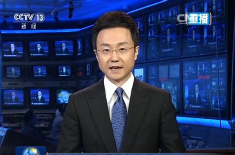 《新闻联播》换新男主播了 声音浑厚十分帅气 主持人潘涛啥来头？