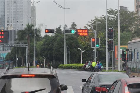智能交通红绿灯信号过街系统_LED地埋灯_维库电子市场网