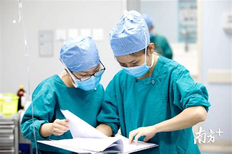 这家医院的护士带病工作，却收到一封“警告信” ！_广东健康头条_南方网