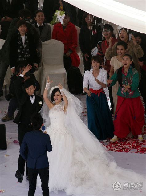 直播张杰谢娜婚礼 全部婚纱照片呈上_娱乐周边_eNet_IT女性频道
