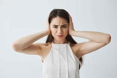 【神经性头痛】【图】造成神经性头痛的原因 5个日常小护理快速帮你缓解头疼(2)_伊秀健康|yxlady.com