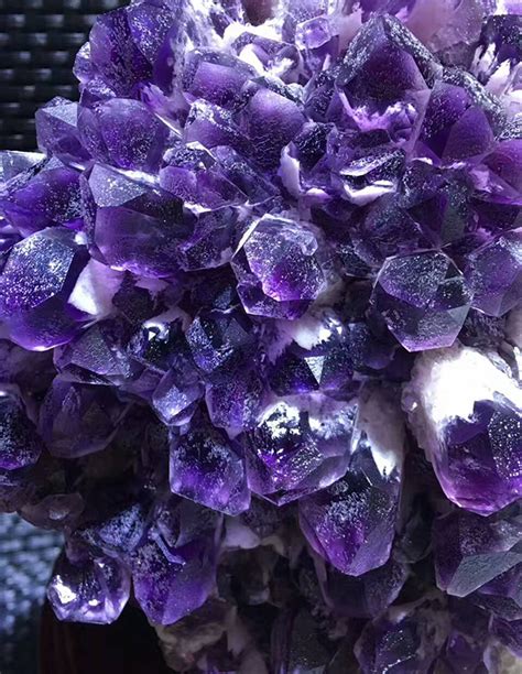 巴西天然紫水晶矿标“花团锦簇” - 石馆 - 国石网