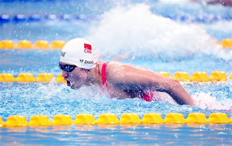 高清：男女4*100米混合泳接力决赛 中国队破亚洲纪录夺冠_张雨霏