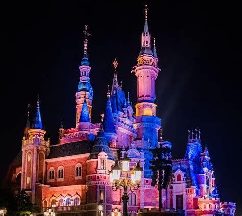 迪士尼城堡高清夜景,上海迪士尼城堡,迪士尼夜景_大山谷图库