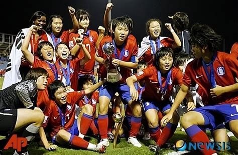 3-0！2-1！世界杯4强出炉：日本被逆转出局，中国女足2大对手晋级