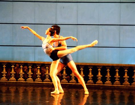 芭蕾明星写真·美国PNB西北太平洋芭蕾舞团Lindsi Dec - 舞蹈图片 - Powered by Discuz!
