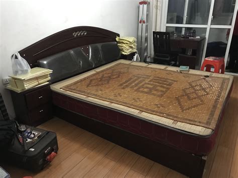 1.8米床+配套席梦思床垫+一张书桌（带书椅）出售 - 二手家具 - 桂林分类信息 桂林二手市场