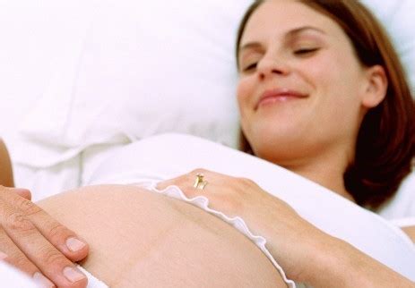 怀孕1个月有褐色分泌物