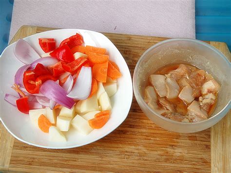 咖喱鸡肉饭的做法,怎么在家做咖喱鸡肉饭