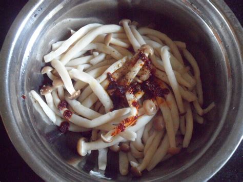 罐装茶树菇怎么拌凉菜,茶树菇怎么拌凉菜好吃