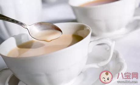 用红茶和纯牛奶能做成奶茶吗,红茶能做成什么奶茶