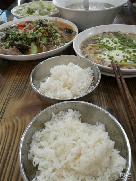 老妈的“美味午饭”-状物作文400字[经典8篇]