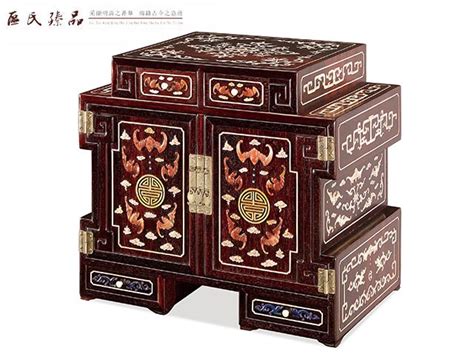 小百宝箱-六年级童话作文700字【合计4则】